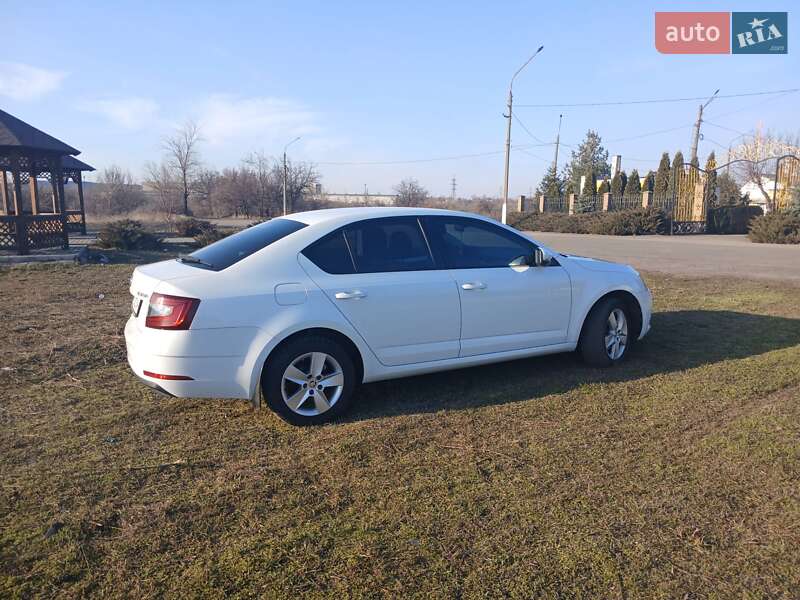 Лифтбек Skoda Octavia 2017 в Кривом Роге фото 4 Лифтбек Skoda Octavia 2017 в Кривом Роге