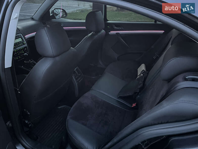 Лифтбек Skoda Octavia 2010 в Пирятине