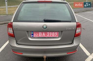 Универсал Skoda Octavia 2010 в 