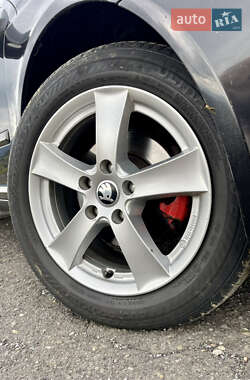 Лифтбек Skoda Octavia 2009 в 