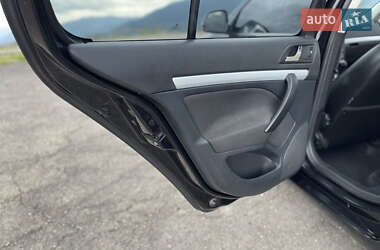 Лифтбек Skoda Octavia 2009 в 