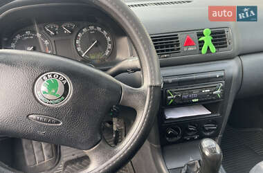Лифтбек Skoda Octavia 2005 в 