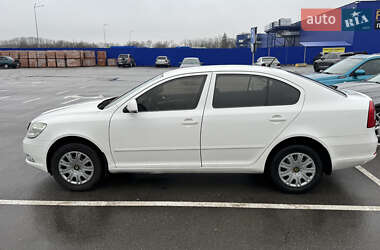 Лифтбек Skoda Octavia 2011 в 