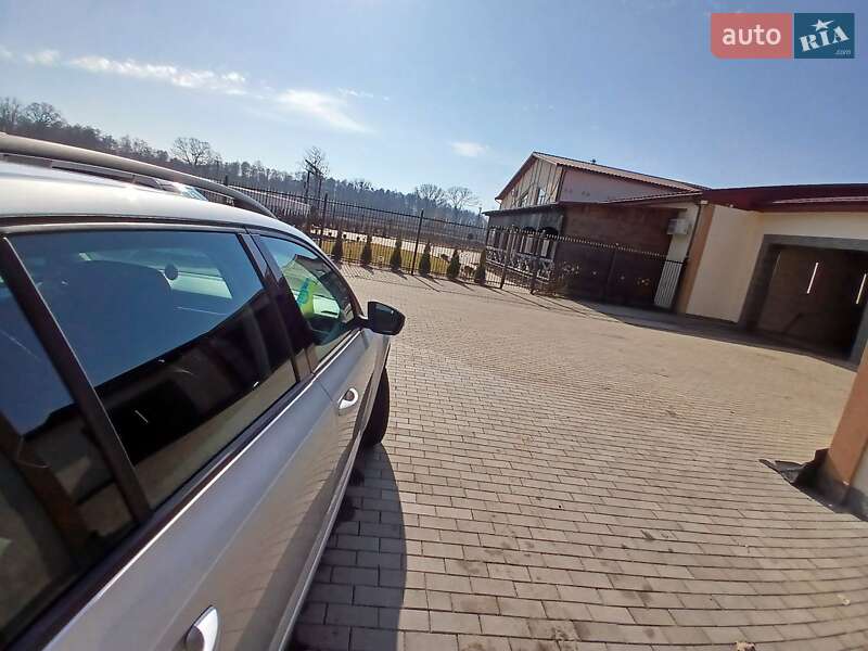 Универсал Skoda Octavia 2016 в Сарнах