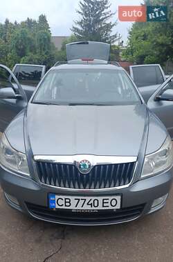 Універсал Skoda Octavia 2013 в Чернігові