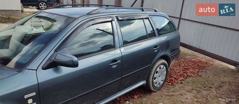 Универсал Skoda Octavia 2003 в Виннице