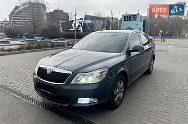 Лифтбек Skoda Octavia 2012 в 