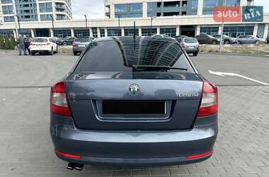 Лифтбек Skoda Octavia 2012 в 