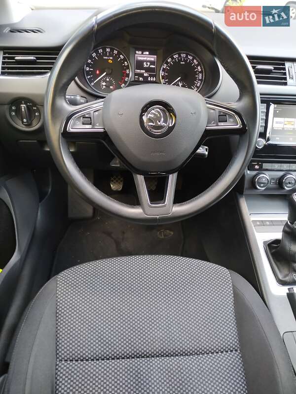 Универсал Skoda Octavia 2016 в Киеве