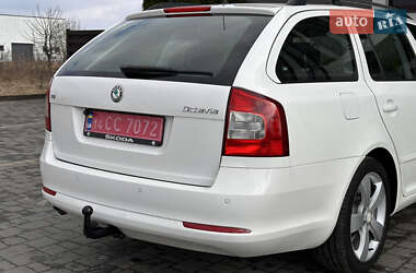 Универсал Skoda Octavia 2011 в Стрые