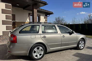 Универсал Skoda Octavia 2009 в 