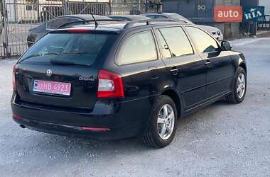 Универсал Skoda Octavia 2010 в Каменском