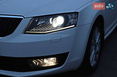 Универсал Skoda Octavia 2015 в 