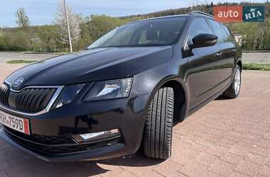 Універсал Skoda Octavia 2017 в 