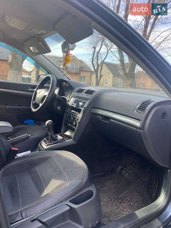 Лифтбек Skoda Octavia 2005 в Сокале