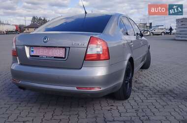 Лифтбек Skoda Octavia 2009 в Сарнах