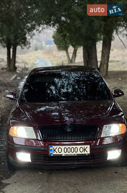 Лифтбек Skoda Octavia 2005 в Межгорье