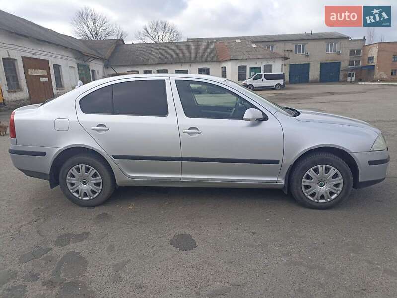 Ліфтбек Skoda Octavia 2008 в Шполі