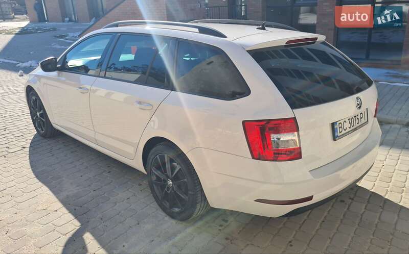Универсал Skoda Octavia 2019 в Львове