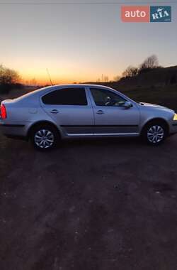 Лифтбек Skoda Octavia 2005 в 