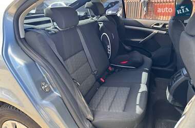 Ліфтбек Skoda Octavia 2011 в 