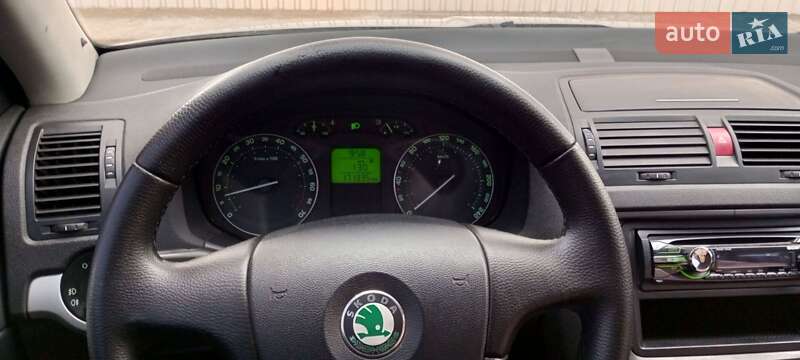 Ліфтбек Skoda Octavia 2006 в Прилуках