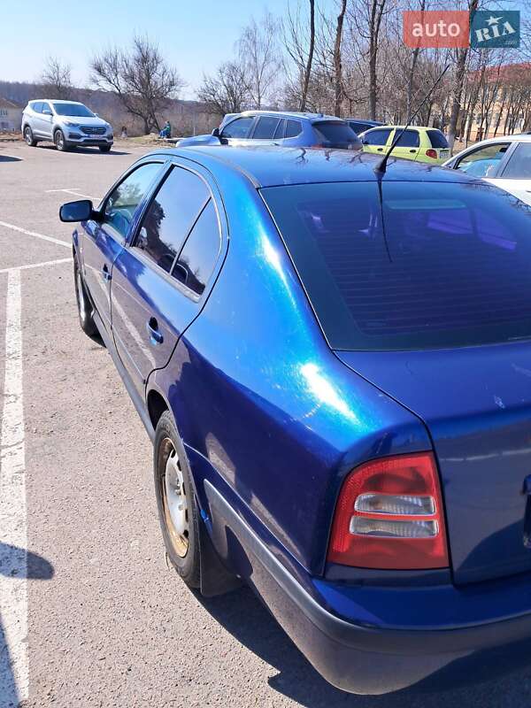 Лифтбек Skoda Octavia 2006 в Белогородке