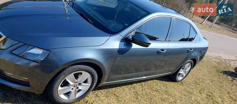 Лифтбек Skoda Octavia 2018 в Ровно