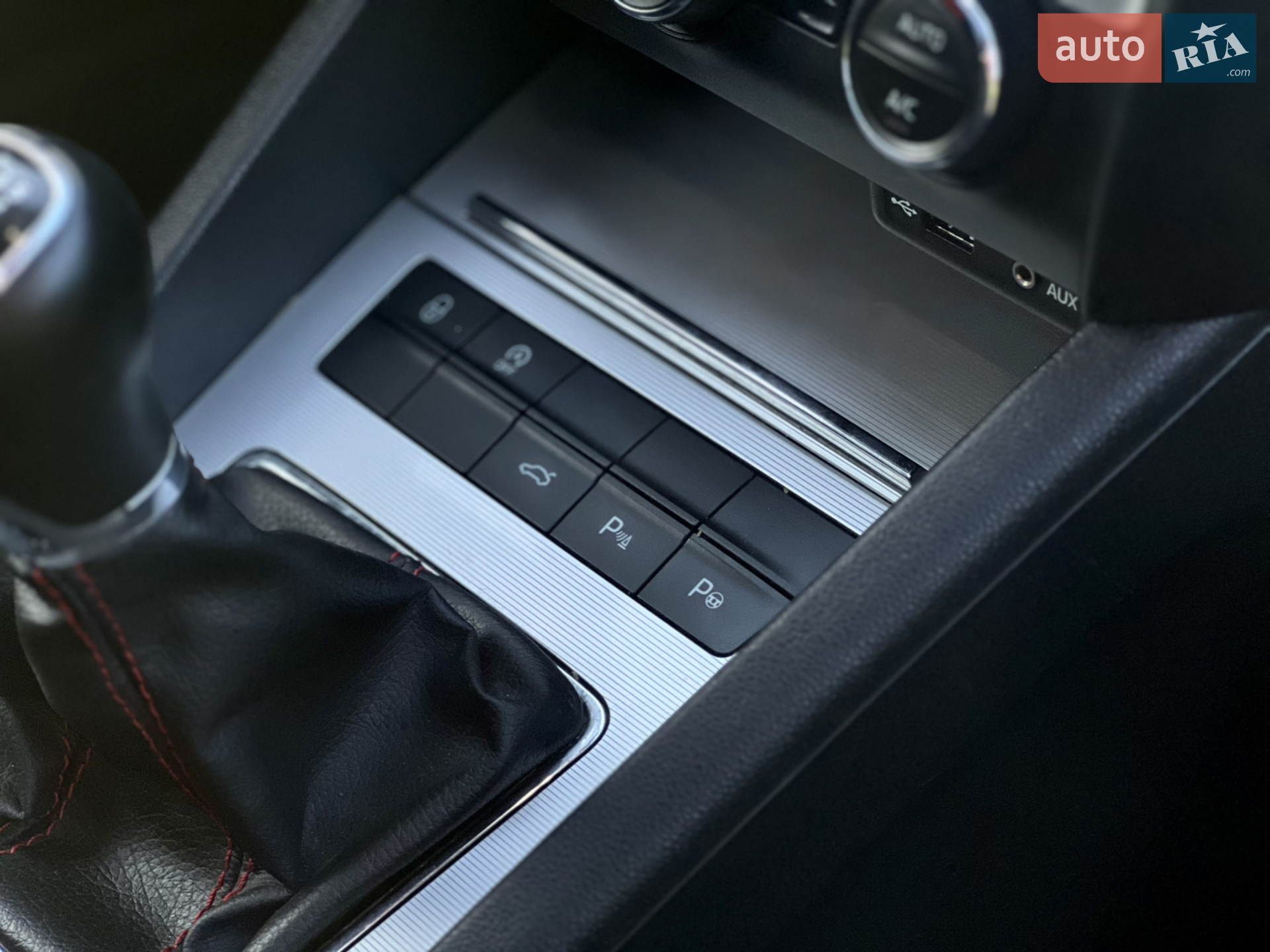 2015 Skoda Octavia - мініатюра 23