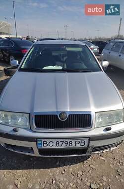 Лифтбек Skoda Octavia 2002 в 