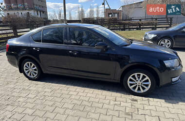Лифтбек Skoda Octavia 2016 в 