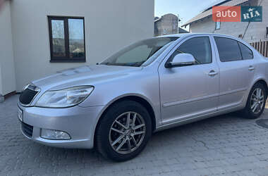 Лифтбек Skoda Octavia 2010 в 