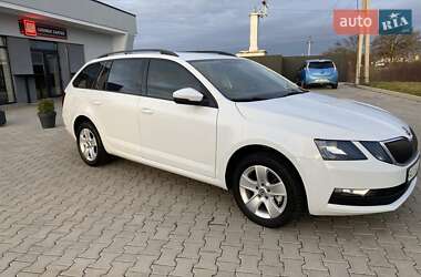Універсал Skoda Octavia 2017 в 