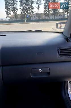 Лифтбек Skoda Octavia 2010 в 