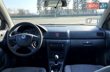 Лифтбек Skoda Octavia 2010 в 