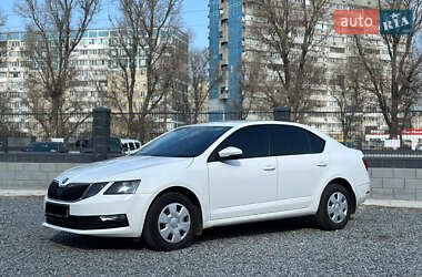 Лифтбек Skoda Octavia 2017 в 