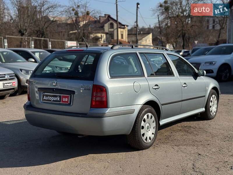 Универсал Skoda Octavia 2006 в Виннице