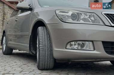 Лифтбек Skoda Octavia 2012 в 