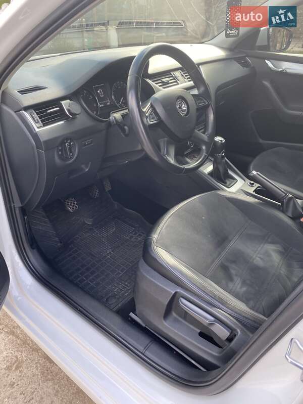 Лифтбек Skoda Octavia 2014 в Николаеве