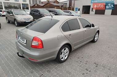 Лифтбек Skoda Octavia 2010 в 