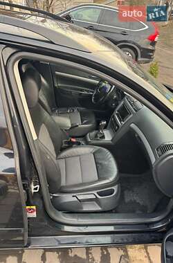 Універсал Skoda Octavia 2011 в 