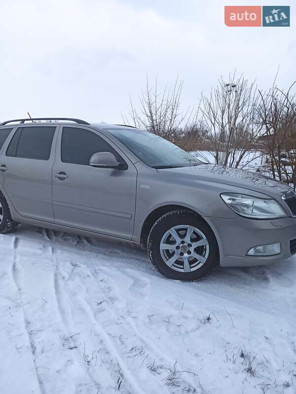 Универсал Skoda Octavia 2012 в Киеве