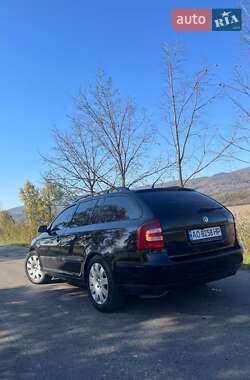 Универсал Skoda Octavia 2008 в Иршаве