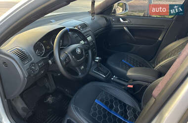 Лифтбек Skoda Octavia 2011 в 