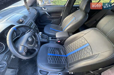 Лифтбек Skoda Octavia 2011 в 