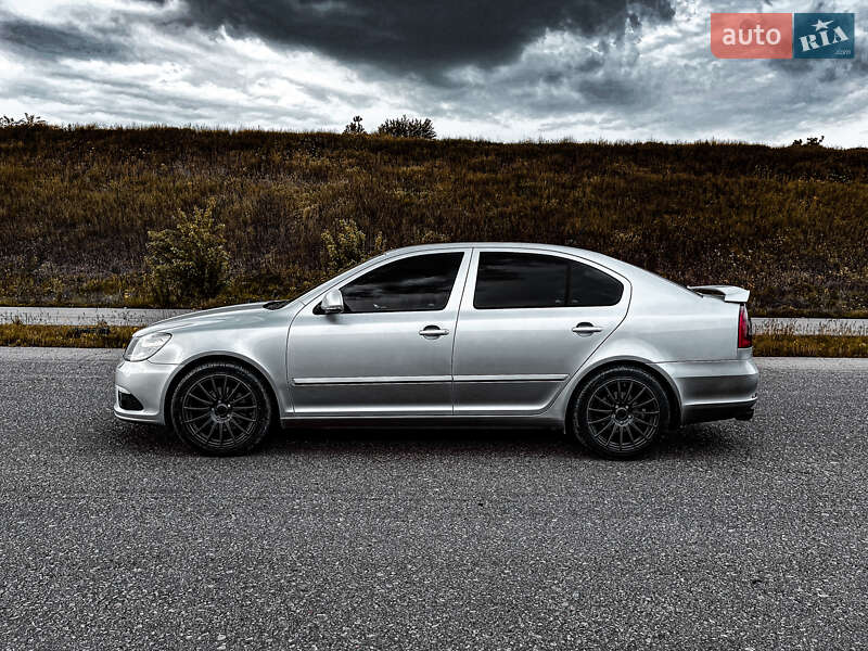 Ліфтбек Skoda Octavia 2011 в Одесі