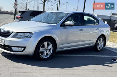 Лифтбек Skoda Octavia 2015 в Мукачево