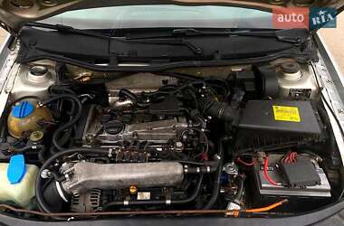 Универсал Skoda Octavia 2002 в 