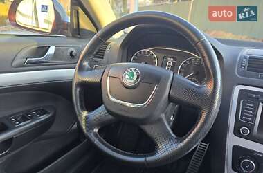 Универсал Skoda Octavia 2011 в 
