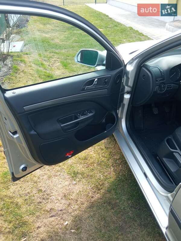 Универсал Skoda Octavia 2007 в Бродах